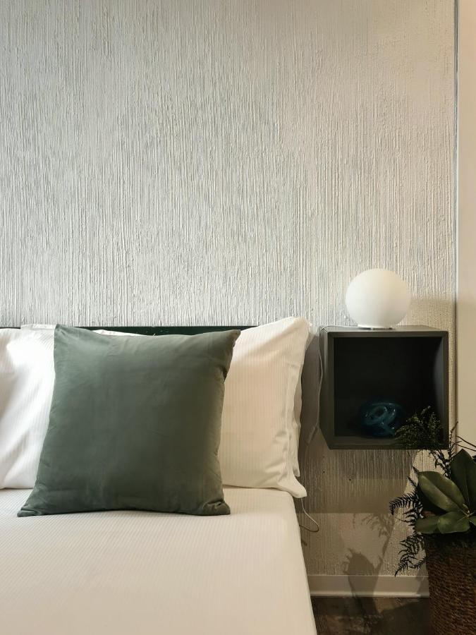 Serendipity Apartments - Montenapoleone Mediolan Zewnętrze zdjęcie